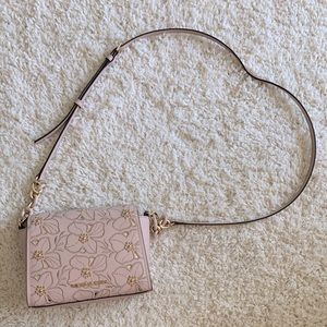 Authentic Michael Kors Crossbody